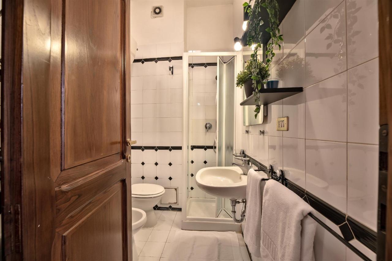 Appartamento Via Dei Baullari Рим Екстериор снимка